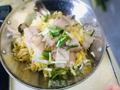 Make Pots of sour sauce step 4