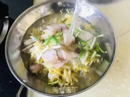 Make Pots of sour sauce step 6