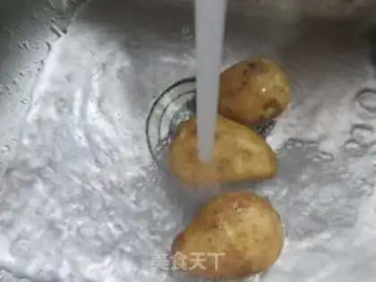 Make Squirty potato pig ears step 1