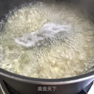 Make Powdered bean sprouts step 2