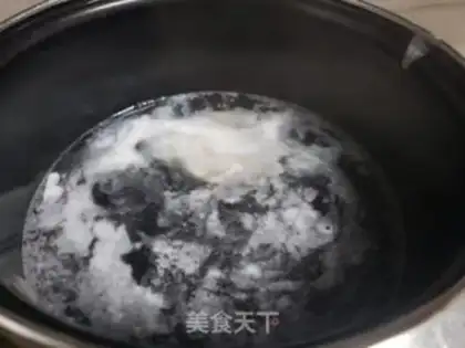 Make radish egg soup step 3