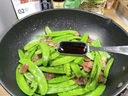 Make Weenie fried Dutch beans step 9
