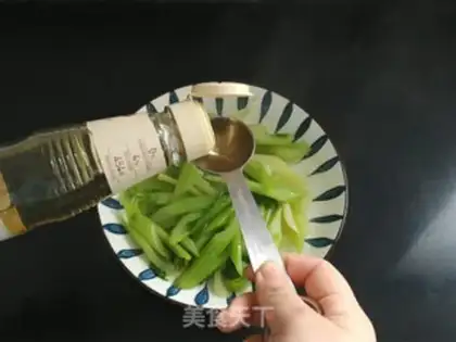 Make Celery with peaches step 6