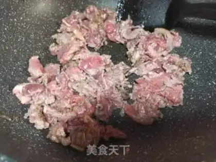 Make Onion beef step 1