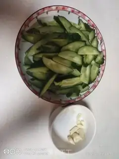 Make Clear the cucumber step 0
