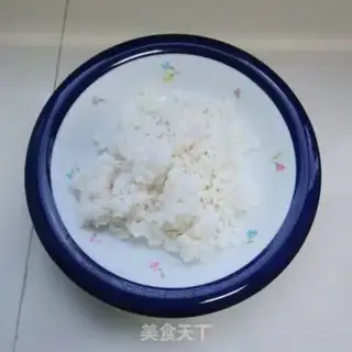Make Pighead shrimp fried rice step 1