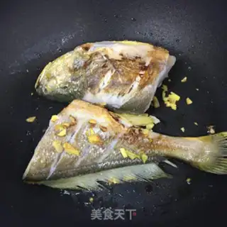 Make Red-hot yellowfish step 2