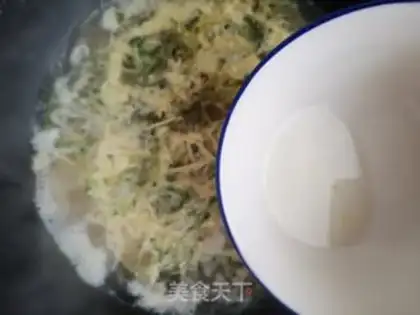 Make cucumber omelet soup step 10