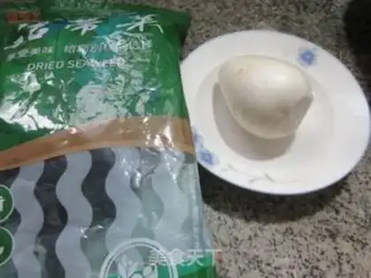 Make The dress and the radish step 0