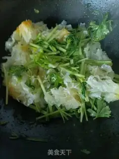 Make Celery and silver ears step 4