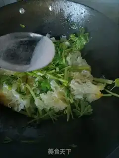 Make Celery and silver ears step 5