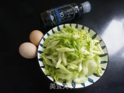 Make Celery slippers step 0
