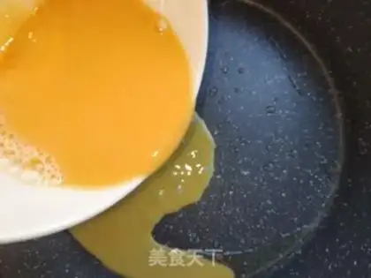 Make A spinach omelet fan step 12