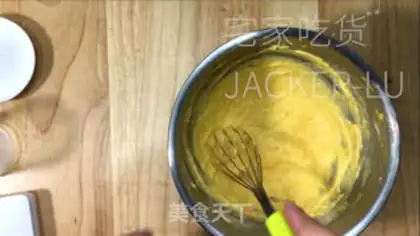 Make Lemon cupcakes step 5