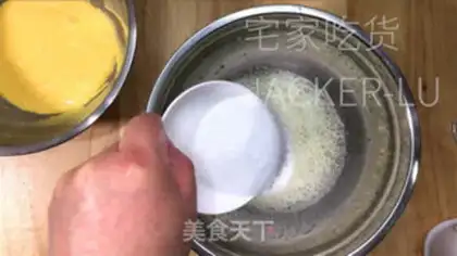 Make Lemon cupcakes step 7