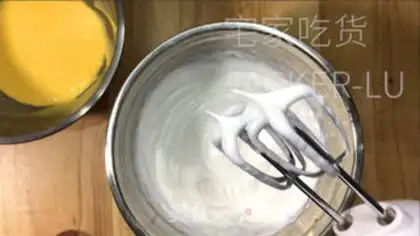 Make Lemon cupcakes step 8