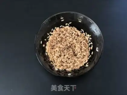 Make Bean rice evaporated ribs step 2