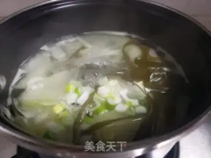 Make Poonmelon sea soup step 5