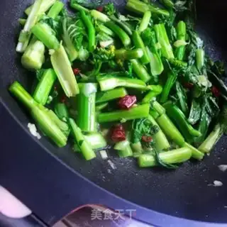 Make walnut oil and vegetables step 6
