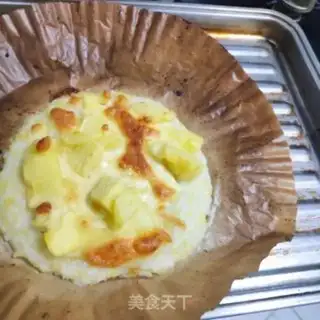 Make Homemade pineapple pizza step 5