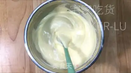 Make Lemon cupcakes step 11