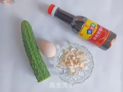 Make cucumber omelet soup step 0