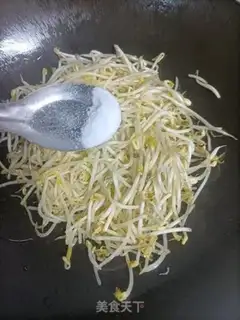 Make Bean sprouts for a fan step 6