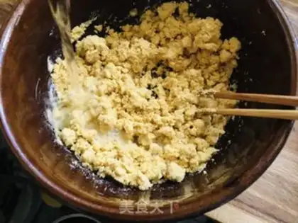 Make Traditional corn-faced nests step 1