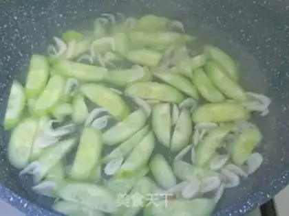 Make cucumber omelet soup step 6