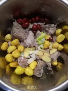 Make Red-tree chestnut steak step 1