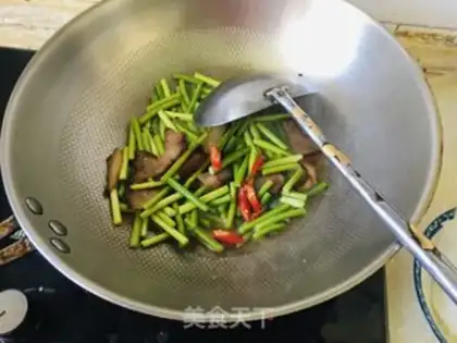 Make Garlic pork step 2