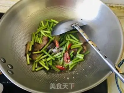 Make Garlic pork step 4