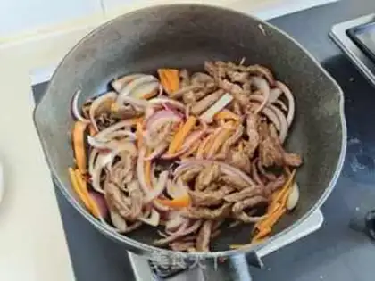 Make Beef pancakes step 7