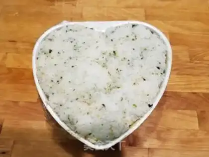Make Sushi cake step 13