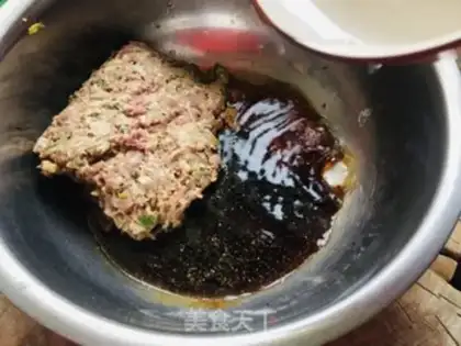 Make A lamb carrot dumpling step 2