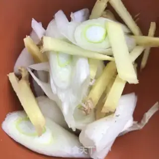 Make Spicy yellowfish step 2