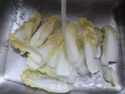 Make Weenie tofu-coated dolls step 2