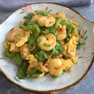 Make Shrimp fried egg pepper step 6
