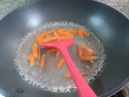 Make Carrot, tofu-skin spree step 2