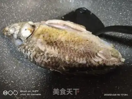 Make Egg soup for the fish step 0