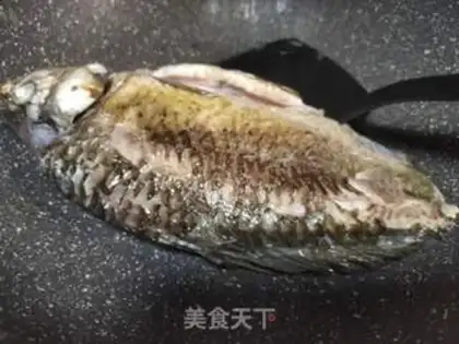 Make Egg soup for the fish step 1