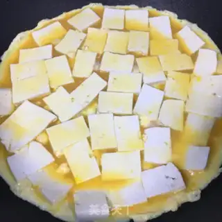 Make Eggs are fried tofu step 3
