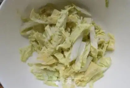 Make Help with the garlic and doll food step 2