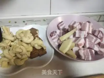 Make Tofu is sour and sour step 0