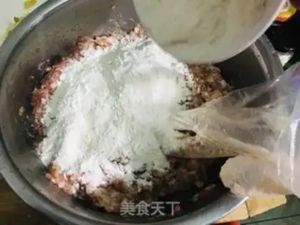 Make Tuna sandwich step 4