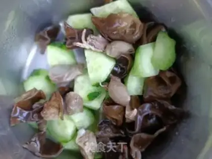 Make Cucumber with soybean skin step 6