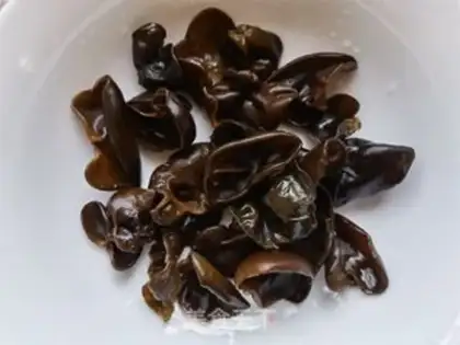 Make Golden pins, mushrooms, lumbered eggs step 2