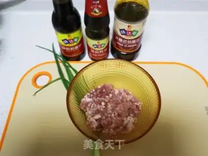 Make A pantry bun step 0