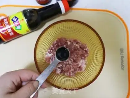 Make A pantry bun step 1