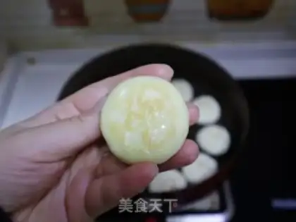 Make A pantry bun step 12